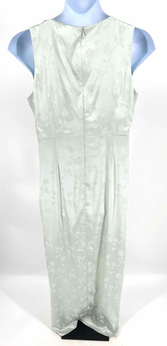 Size 14 Badgley Mischka Aqua Dress
