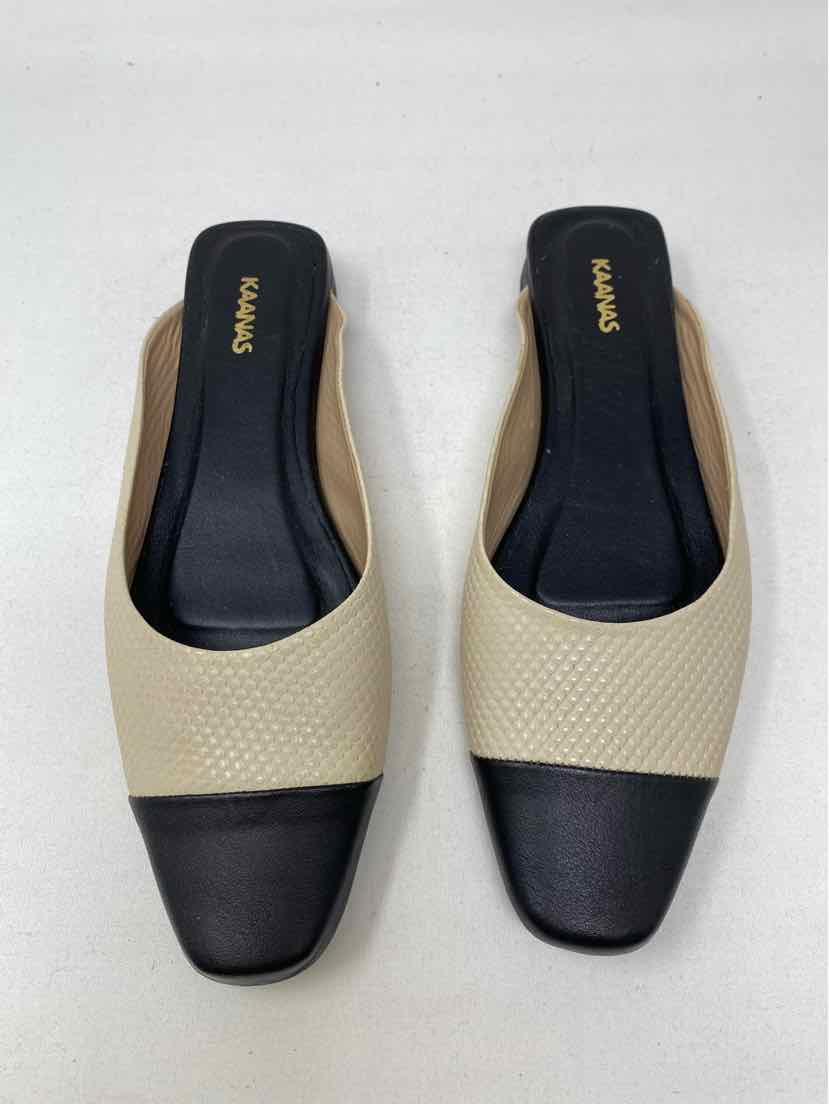 Shoe Size 7 Cream Flats
