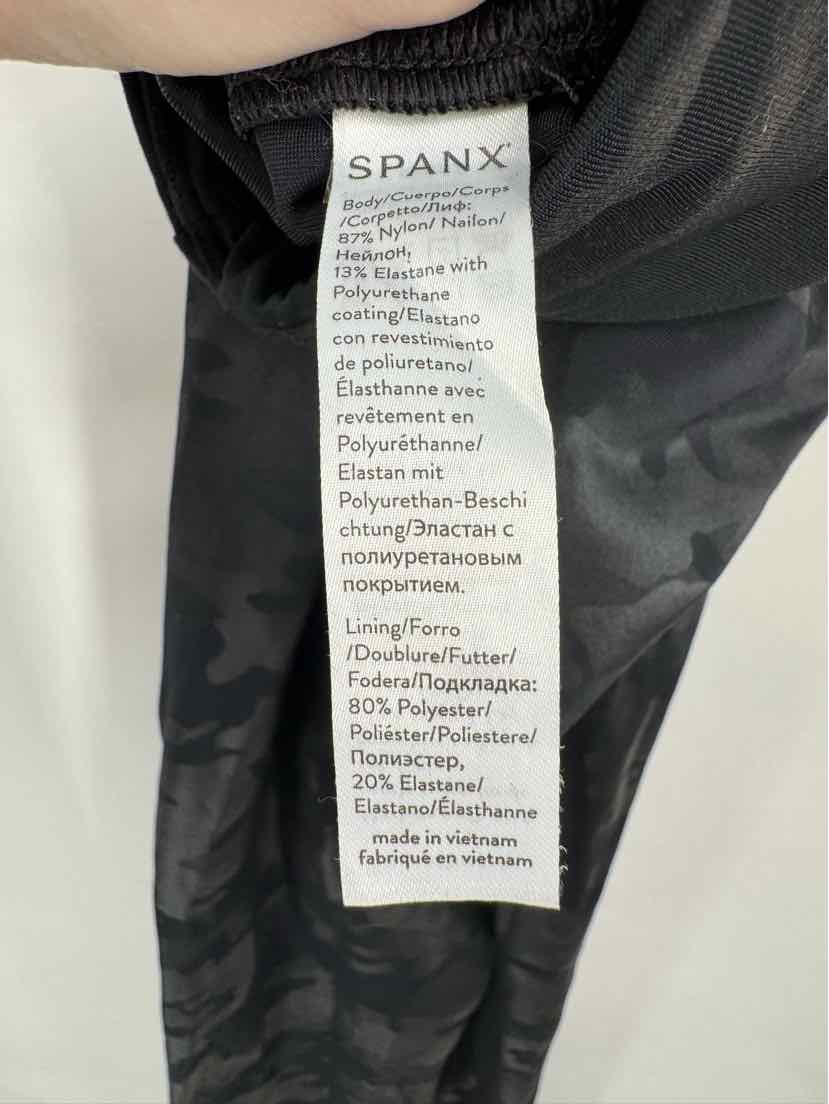 Size M SPANX Gray Pants