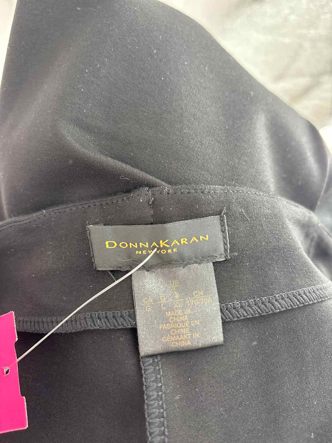 Size L DONNA KAREN Black Pants
