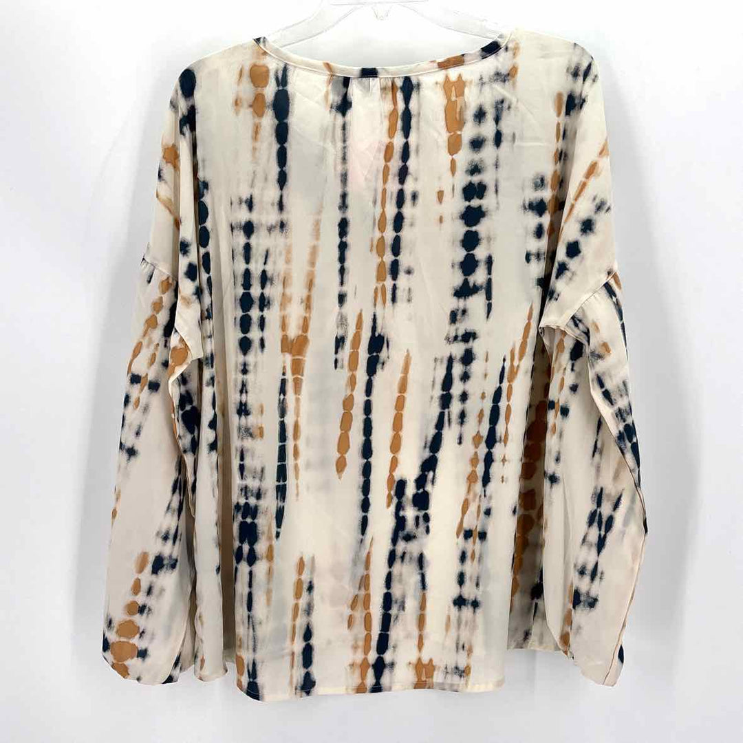 Size M Cream Shirt