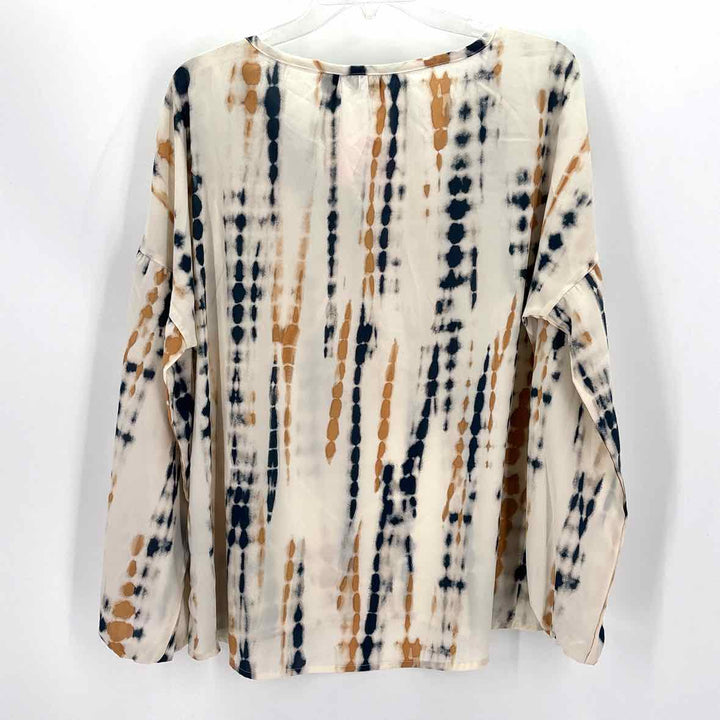 Size M Cream Shirt