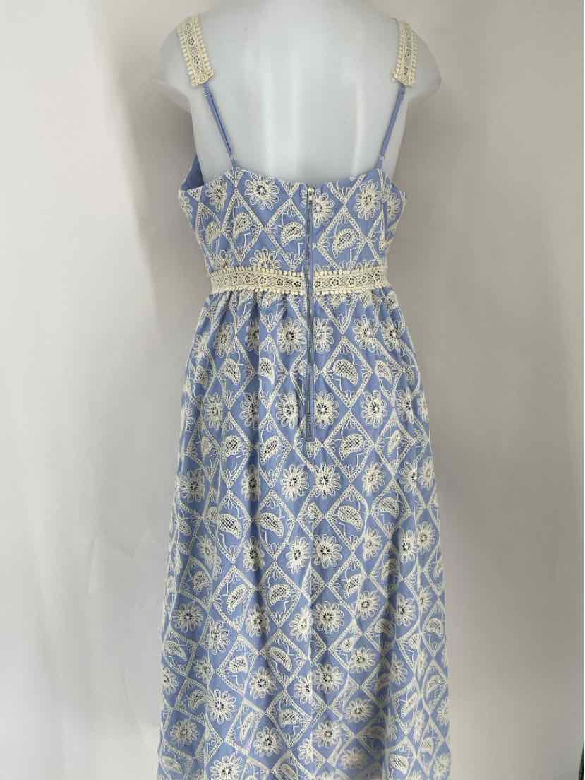 Size L Blue Print Dress