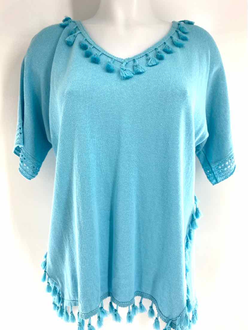 Size M Chico's Teal Shirt