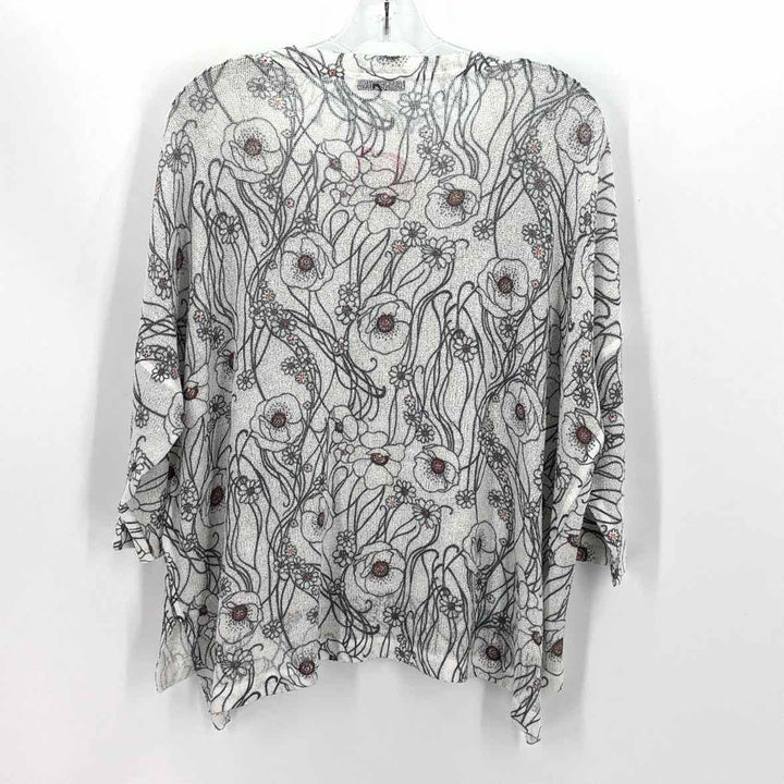Size One Size NALLY & MILLIE White Sweater