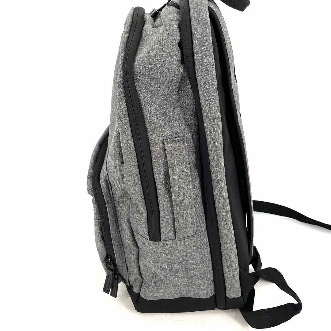 CALPAK BackPack