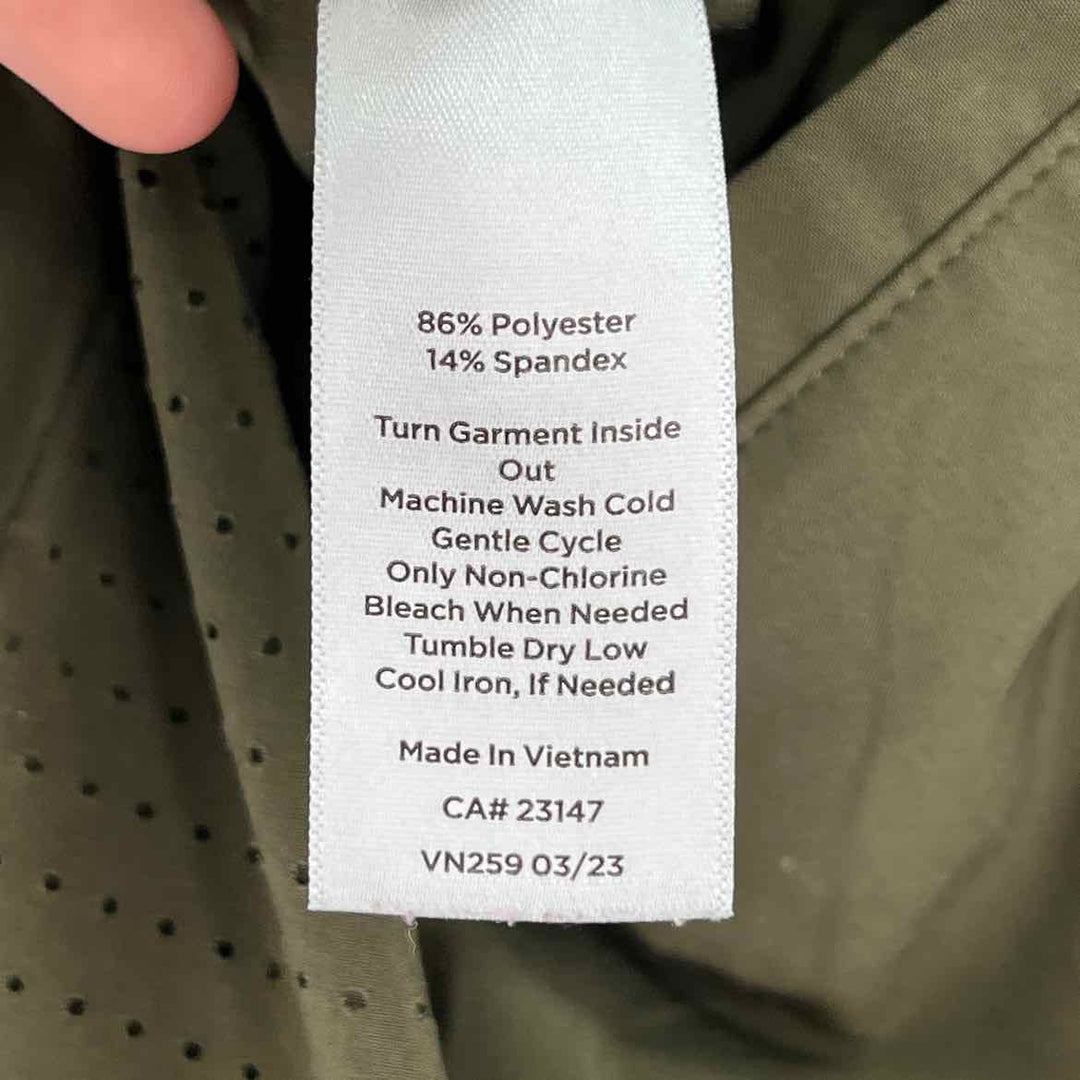 Size M Talbots Olive Capri