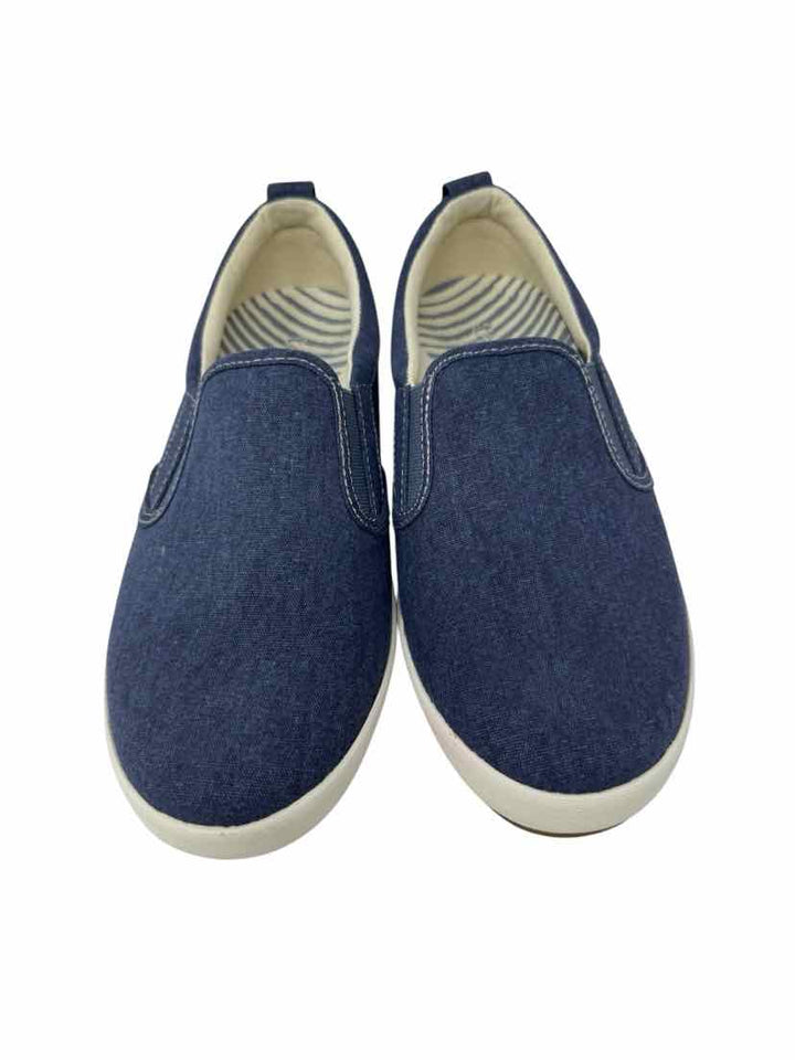 Shoe Size 7.5 TAOS Blue Sneakers