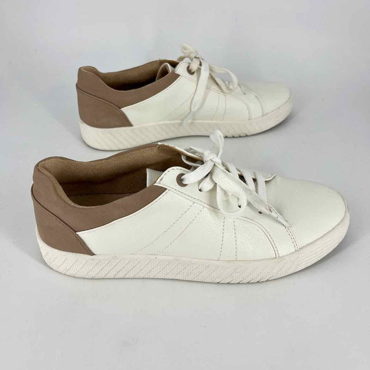 Shoe Size 7.5 Naturalizer Ivory Faux Leather Sneakers