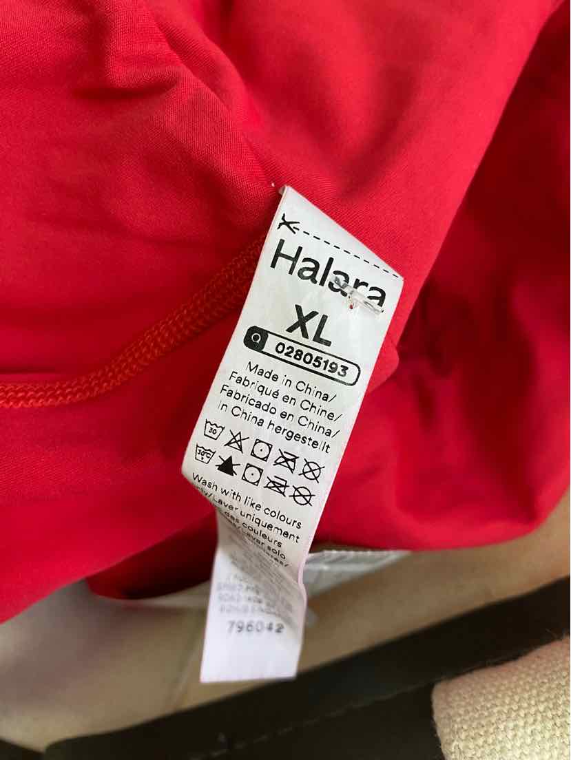 Size XL Red Shorts
