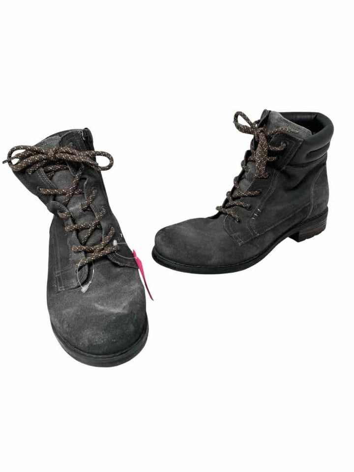Shoe Size 8 TAOS Gray Leather Boots