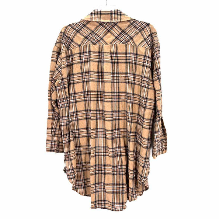 Size M ENTRO Tan Shirt