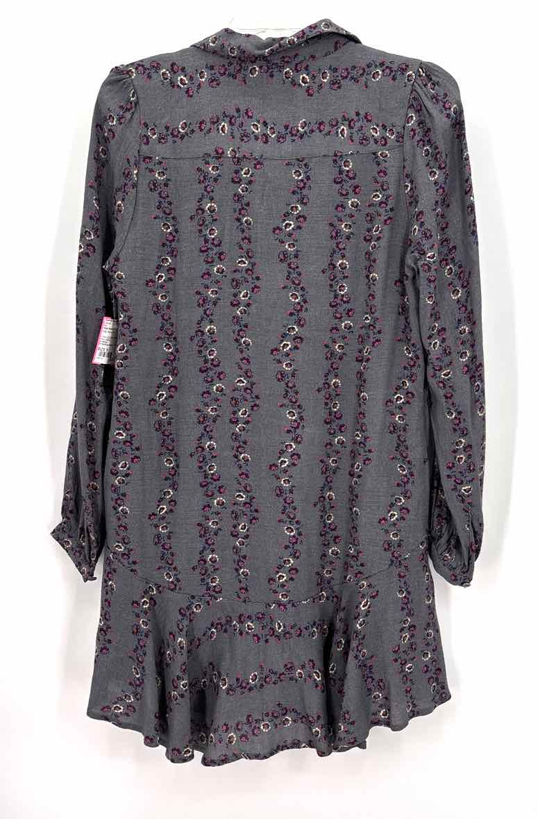 Size S FREE PEOPLE Gray Shirt