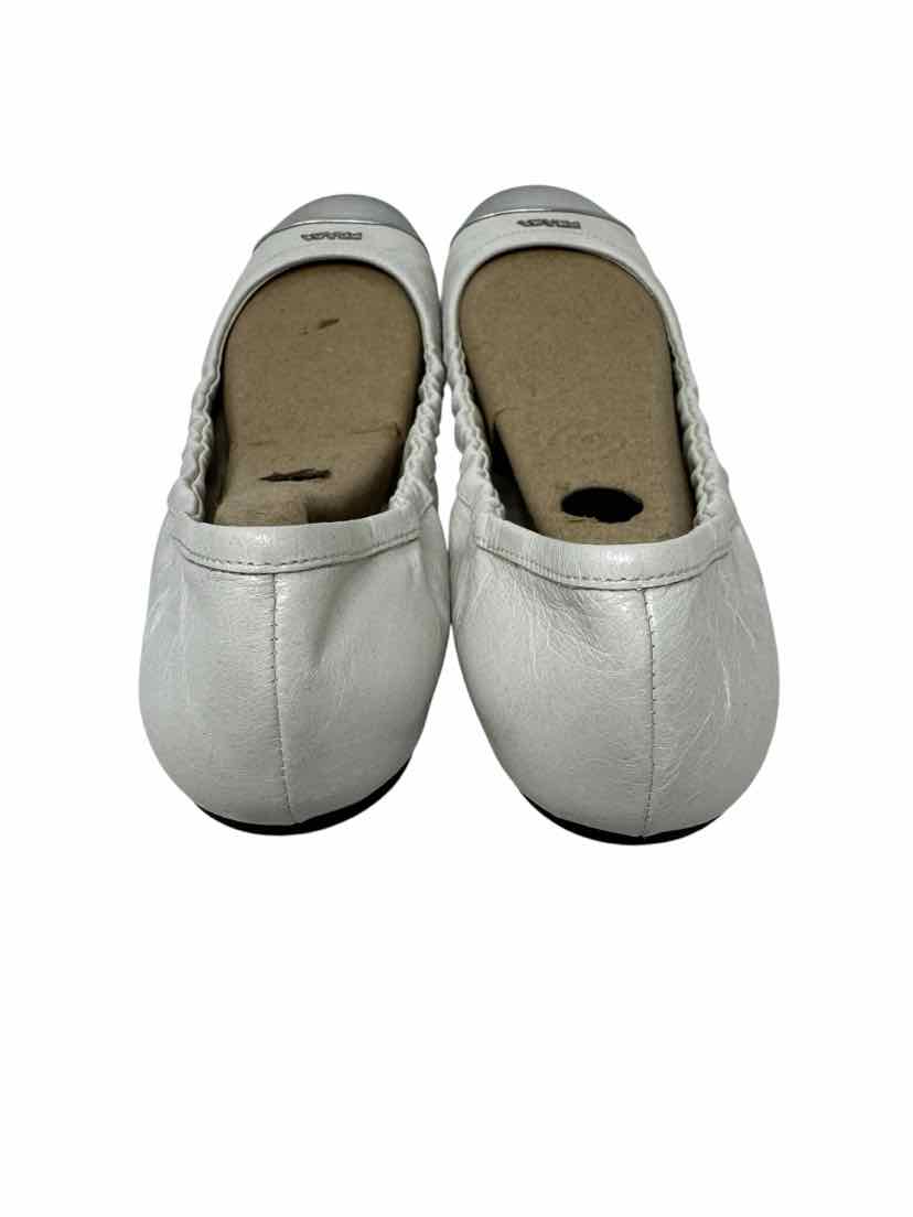 Shoe Size 39 PRADA Ivory Leather Luxury - Flats