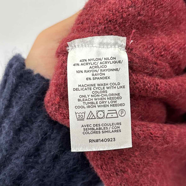 Size M LOU & GREG Burgundy Sweater