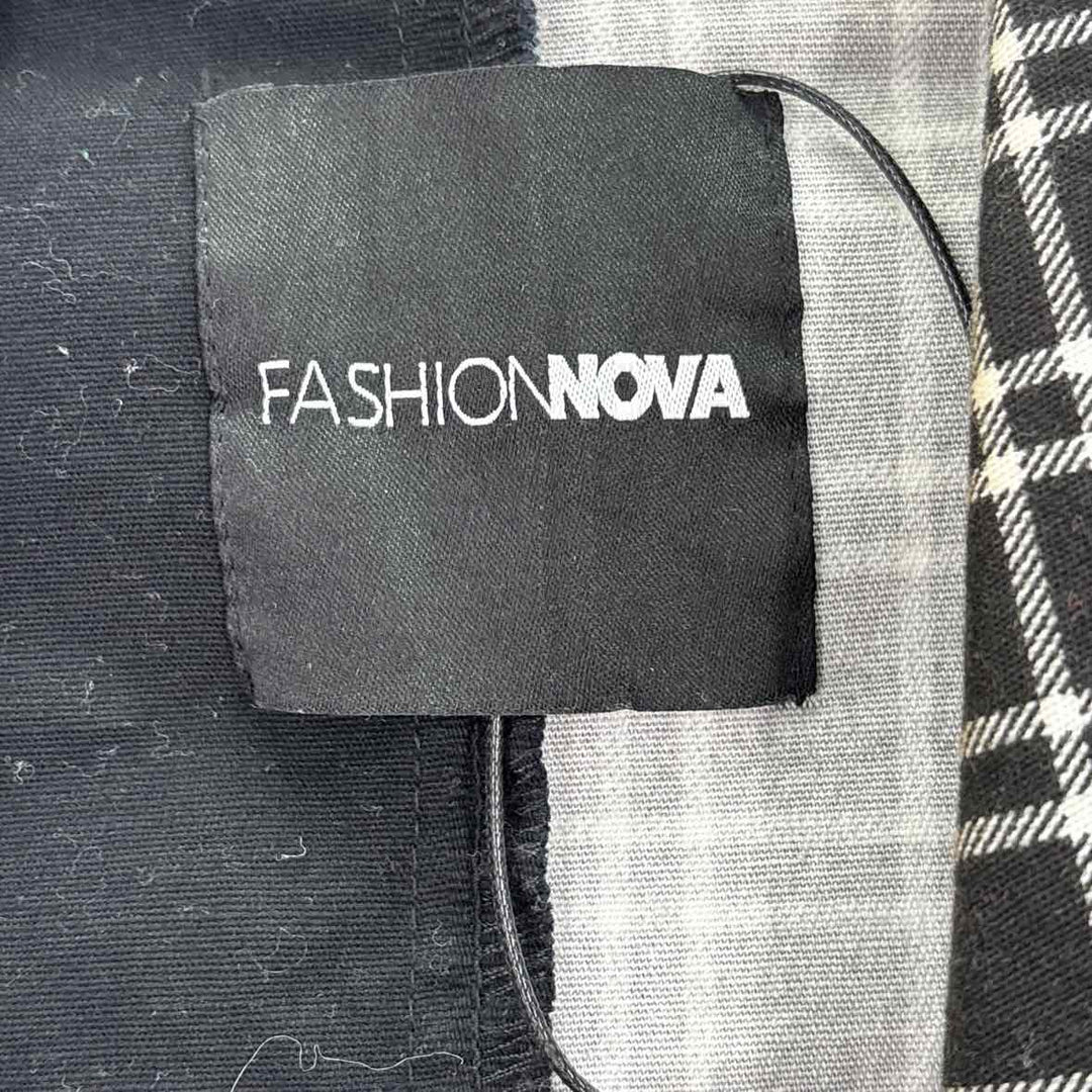 Size L FASHION NOVA Black/White Denim Jacket