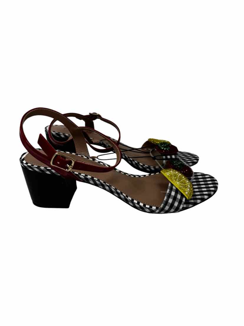 Shoe Size 9.5 Betsy Johnson Black Sandals