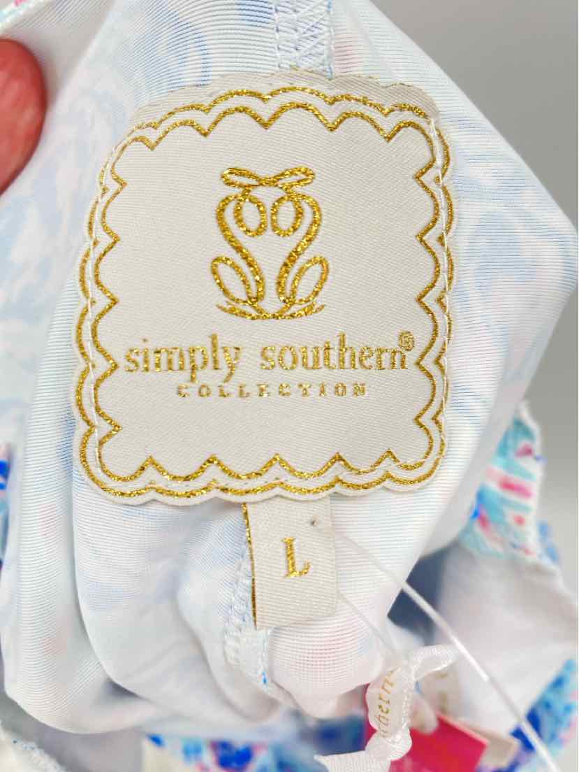 Size L SIMPLY SOUTHERN Blue Print Shorts