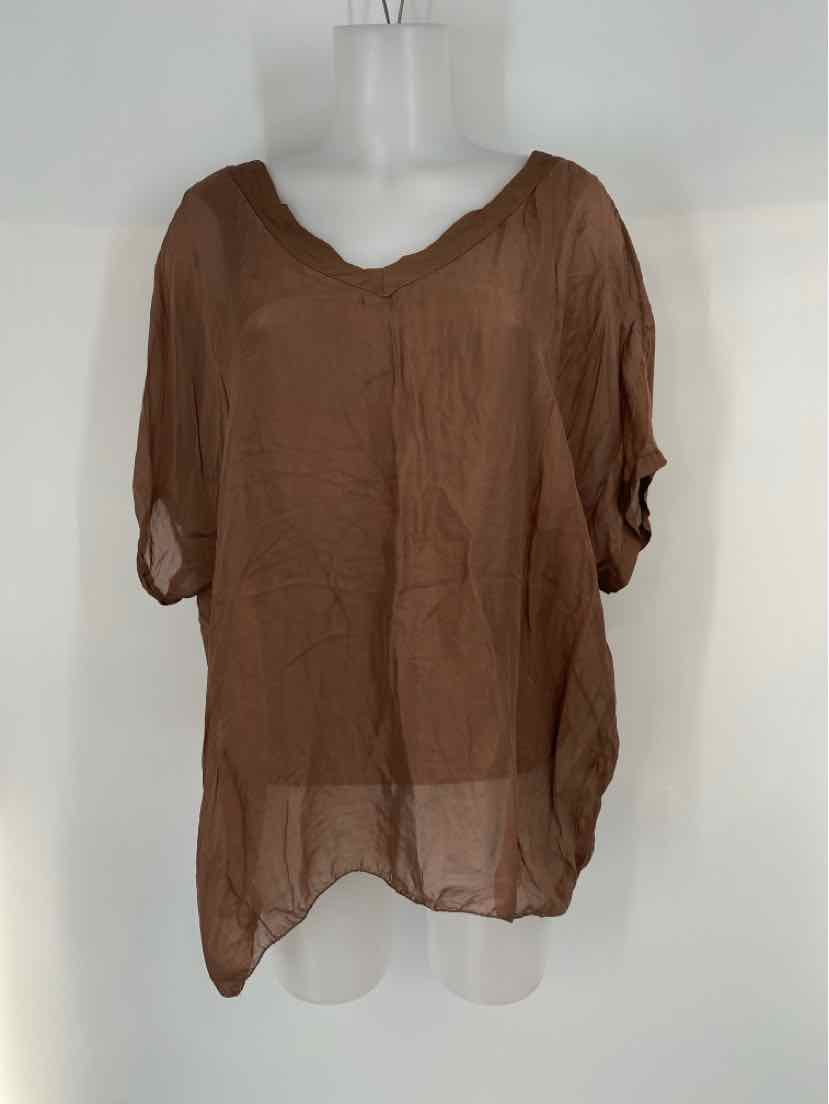 Size M SOFIA VERGARA Brown Sateen Shirt