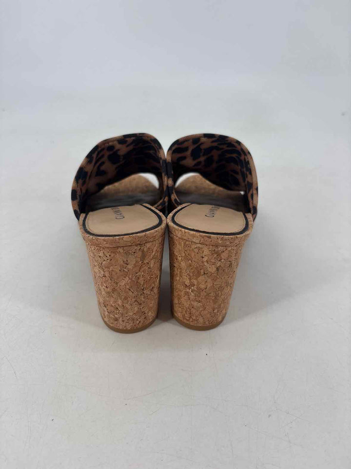 Shoe Size 8 Gianni Bini Brown Print Sandals