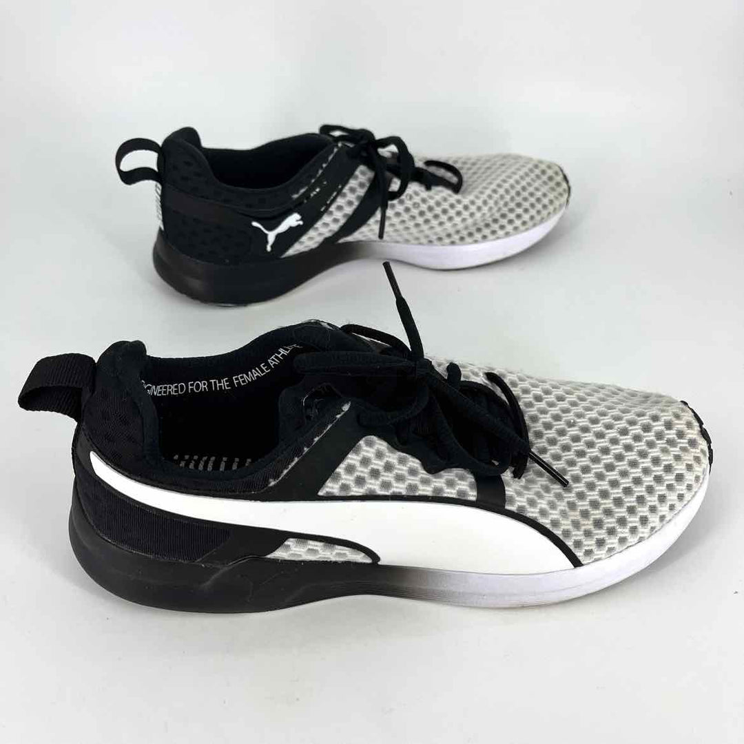 Shoe Size 8 Puma White Sneakers