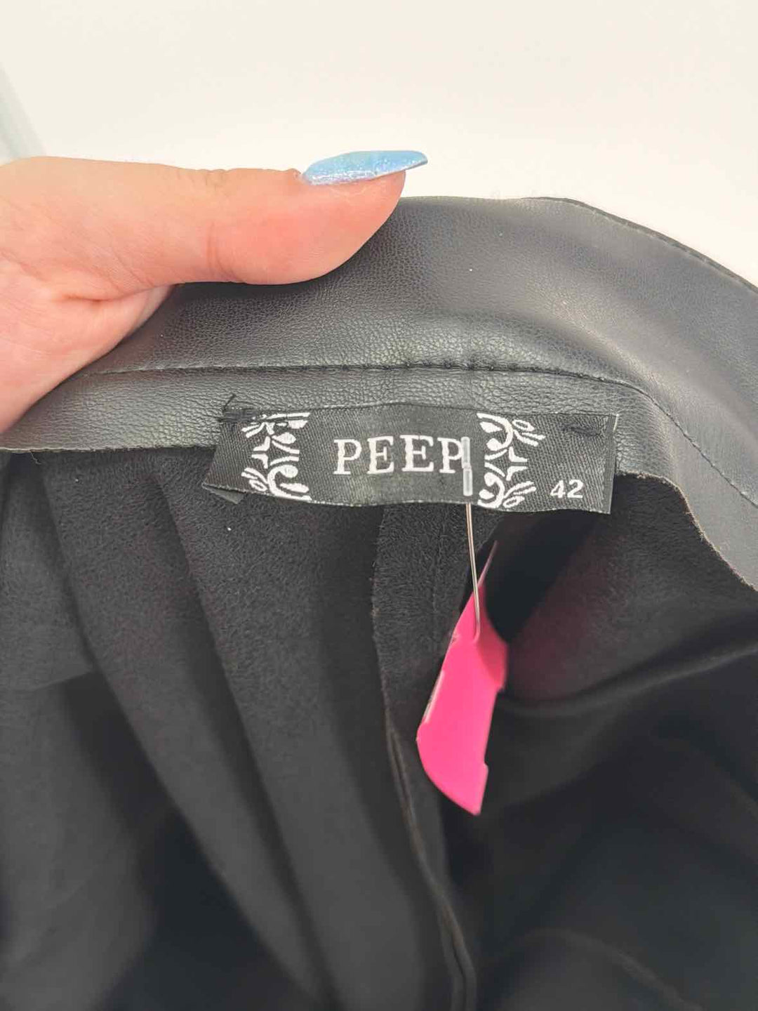 Size M Black PLEATHER Pants