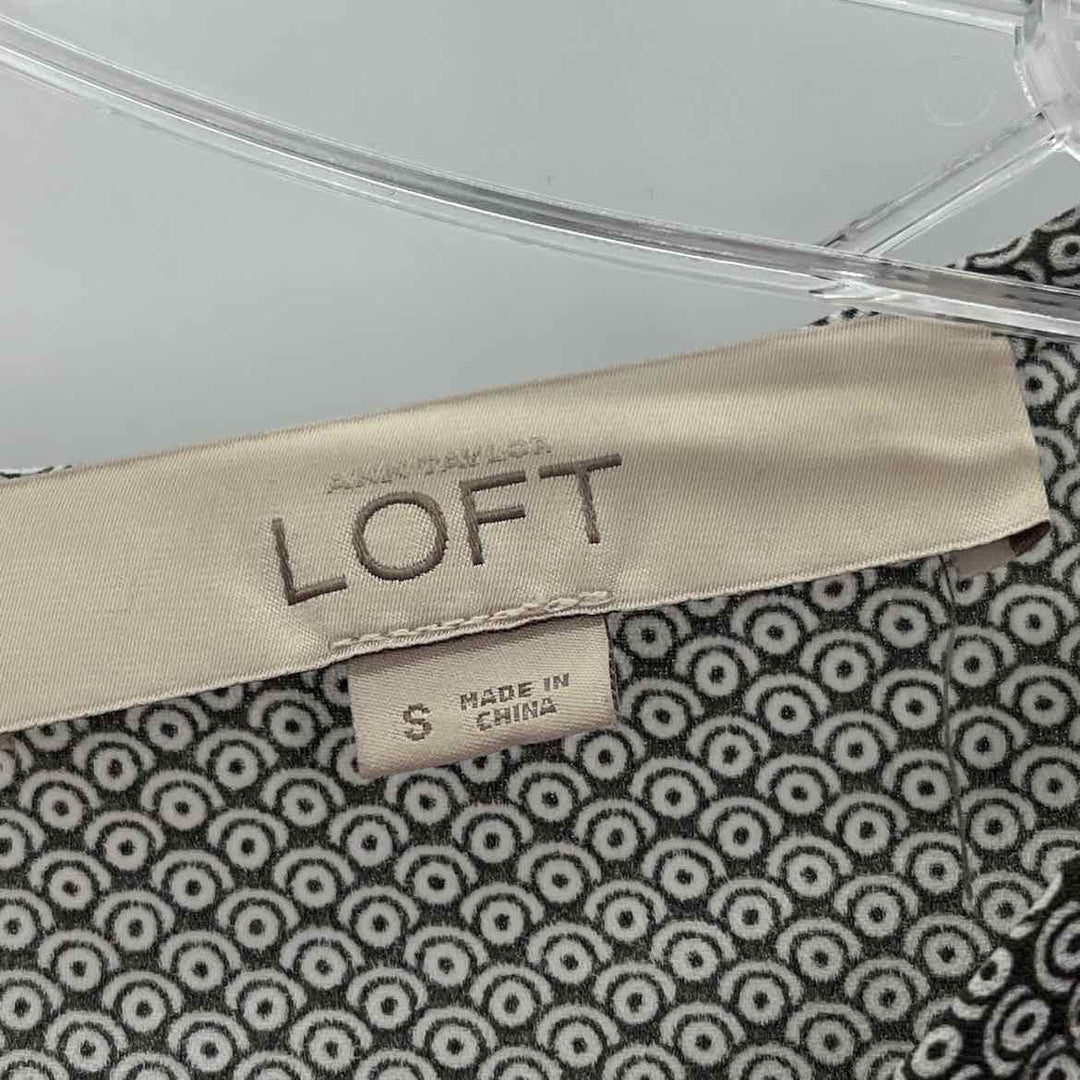 Size S LOFT Multi-Color Shirt