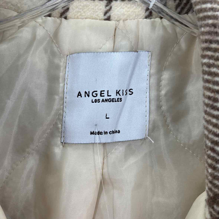 Size L Cream Coat
