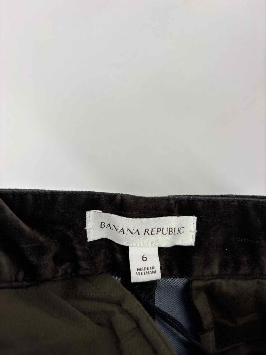 Size 6 Banana Republic Olive Velour Pants