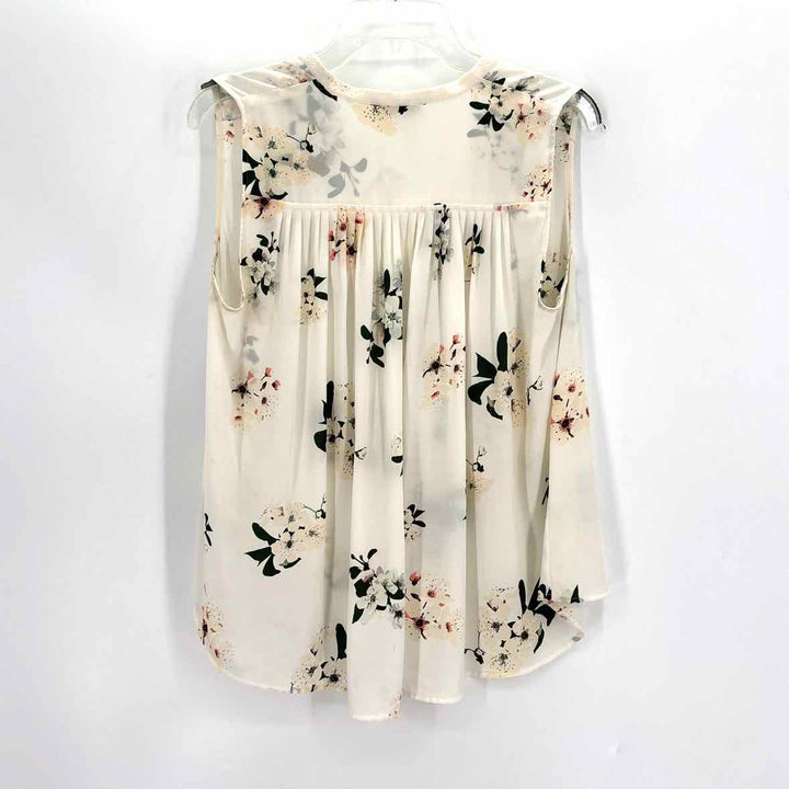 Size M LUCKY Cream Shirt