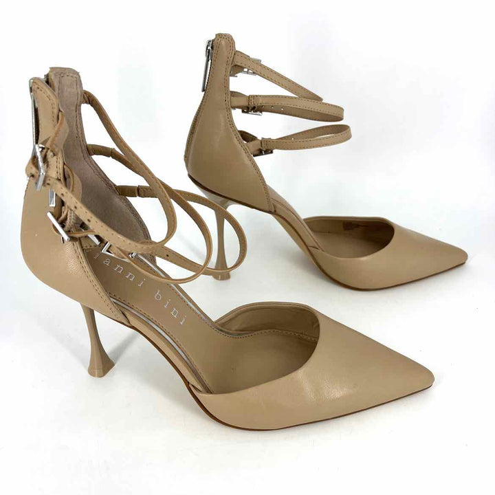 Shoe Size 9.5 Gianni Bini Tan Pumps
