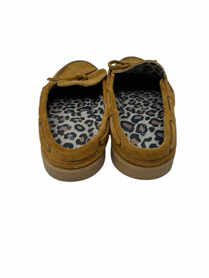 Shoe Size 9 FREE PEOPLE Tan Suede Flats