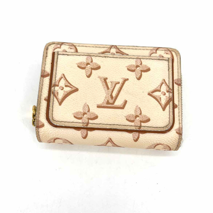Louis Vuitton Luxury - Wallet