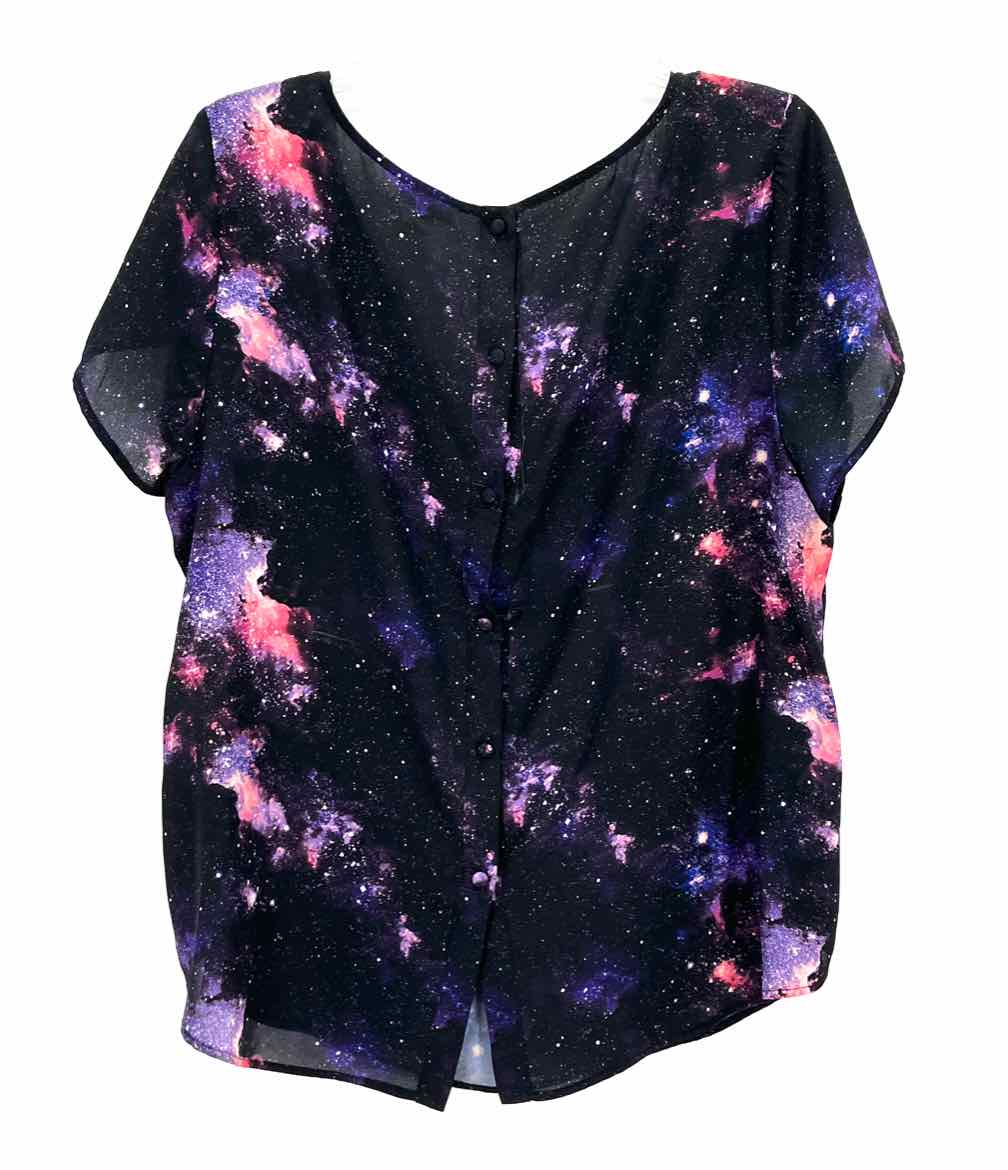 Size 1 Torrid Black Shirt