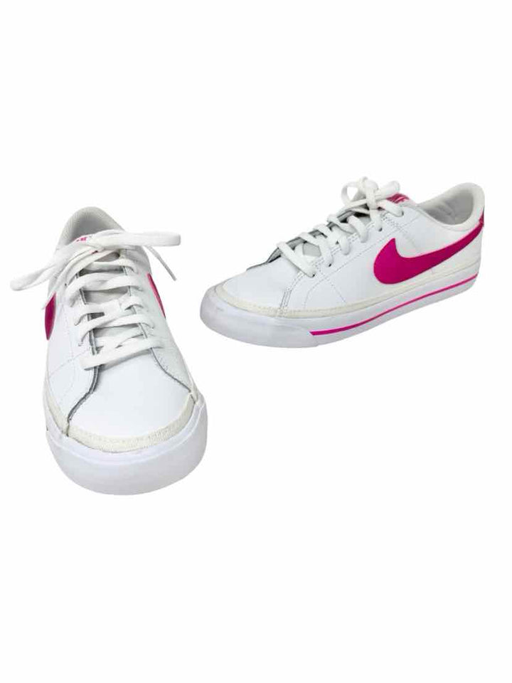 Shoe Size 37.5 Nike White Leather Sneakers