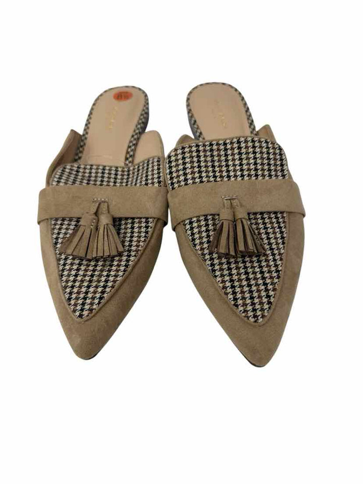 Shoe Size 8.5 Ann Taylor Tan Flats