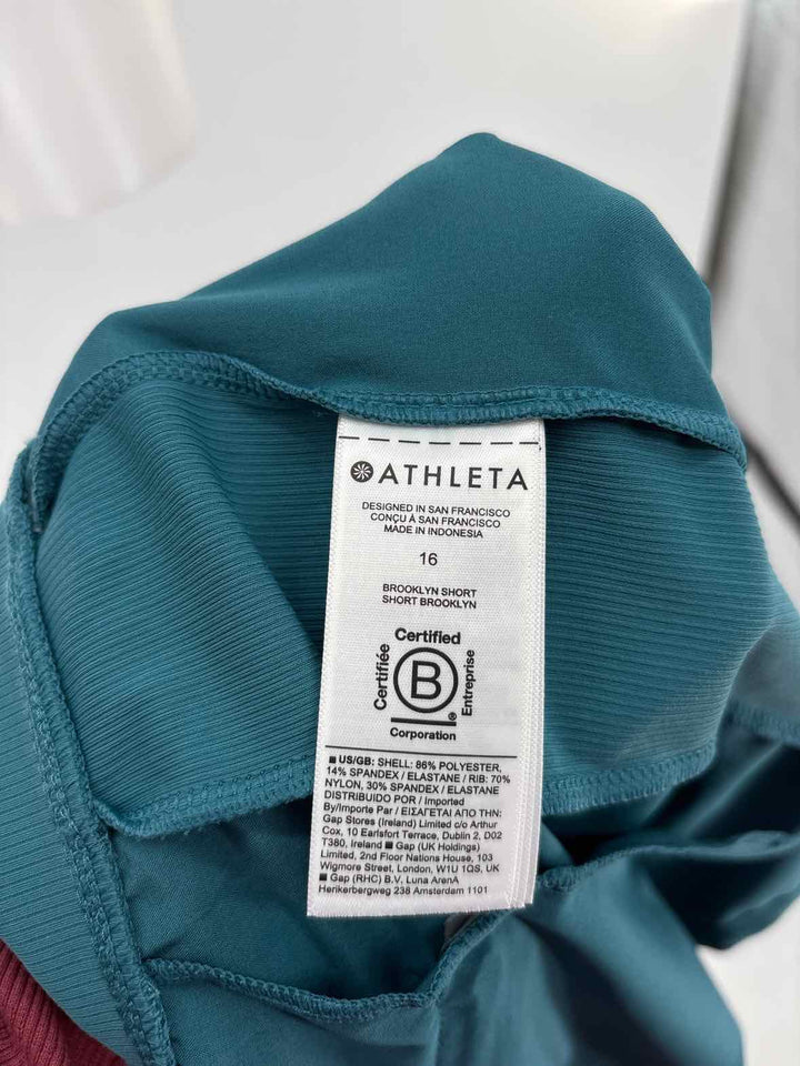 Size 16 Athleta Green Shorts