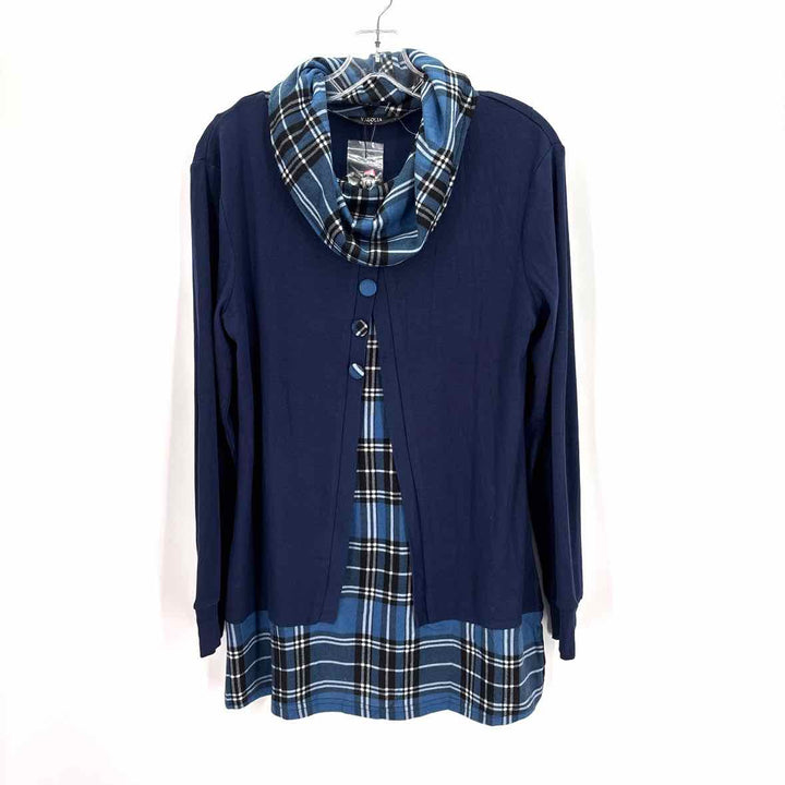 Size M Navy Shirt