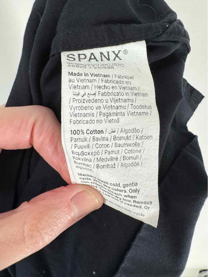 Size L SPANX Black Shirt