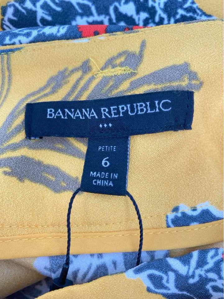 Size 6P Banana Republic Mustard Skirt