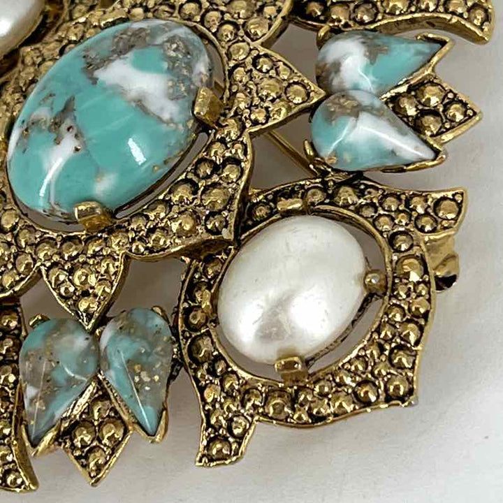 Brooch