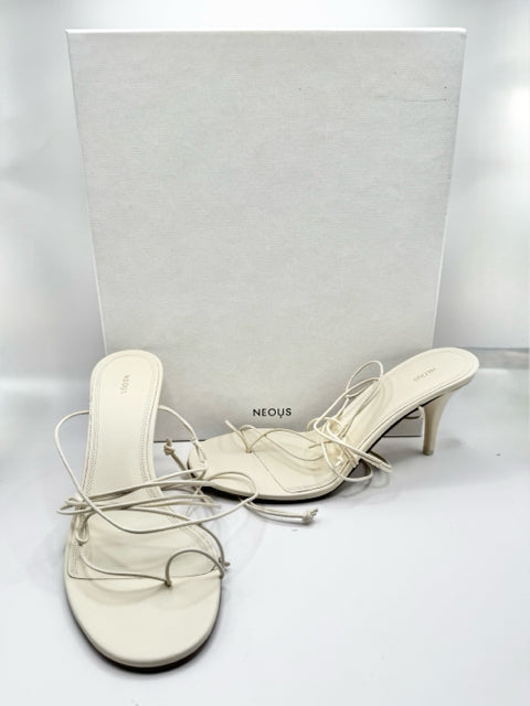 Shoe Size 40 Cream Sandals