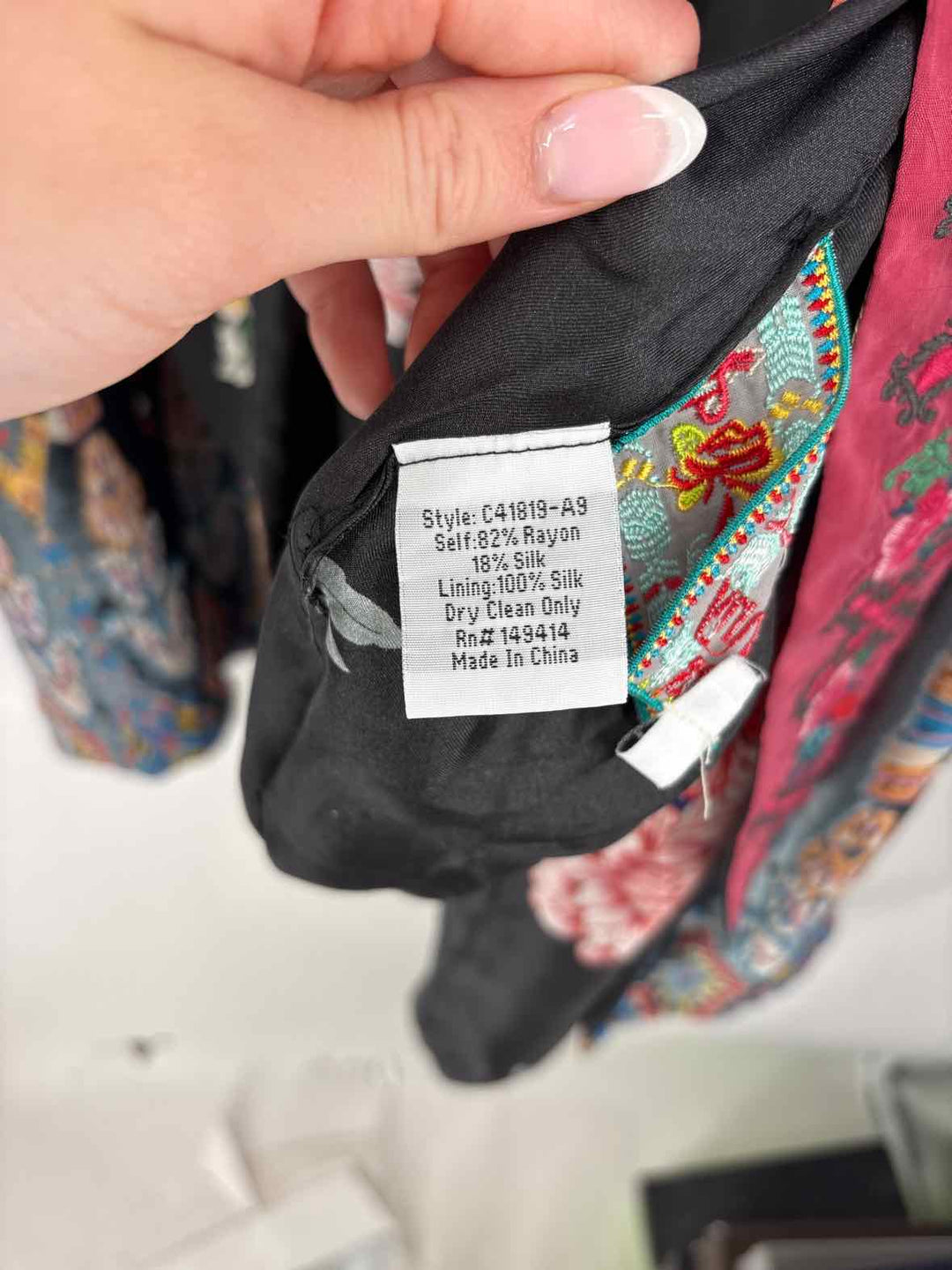 Size XS Johnny Was Black Print Robe