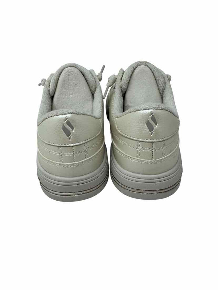 Shoe Size 7 Sketchers Cream Sneakers