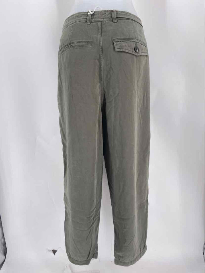 Size 14 EVEREVE Olive Pants
