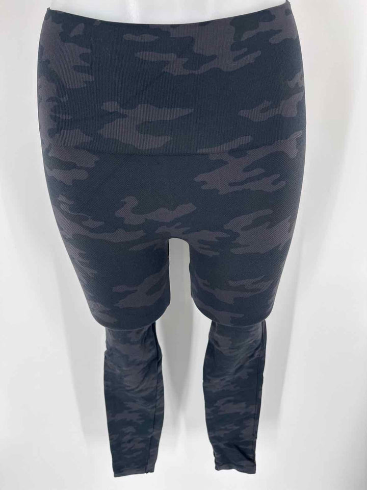 Size S SPANX Black Print Pants