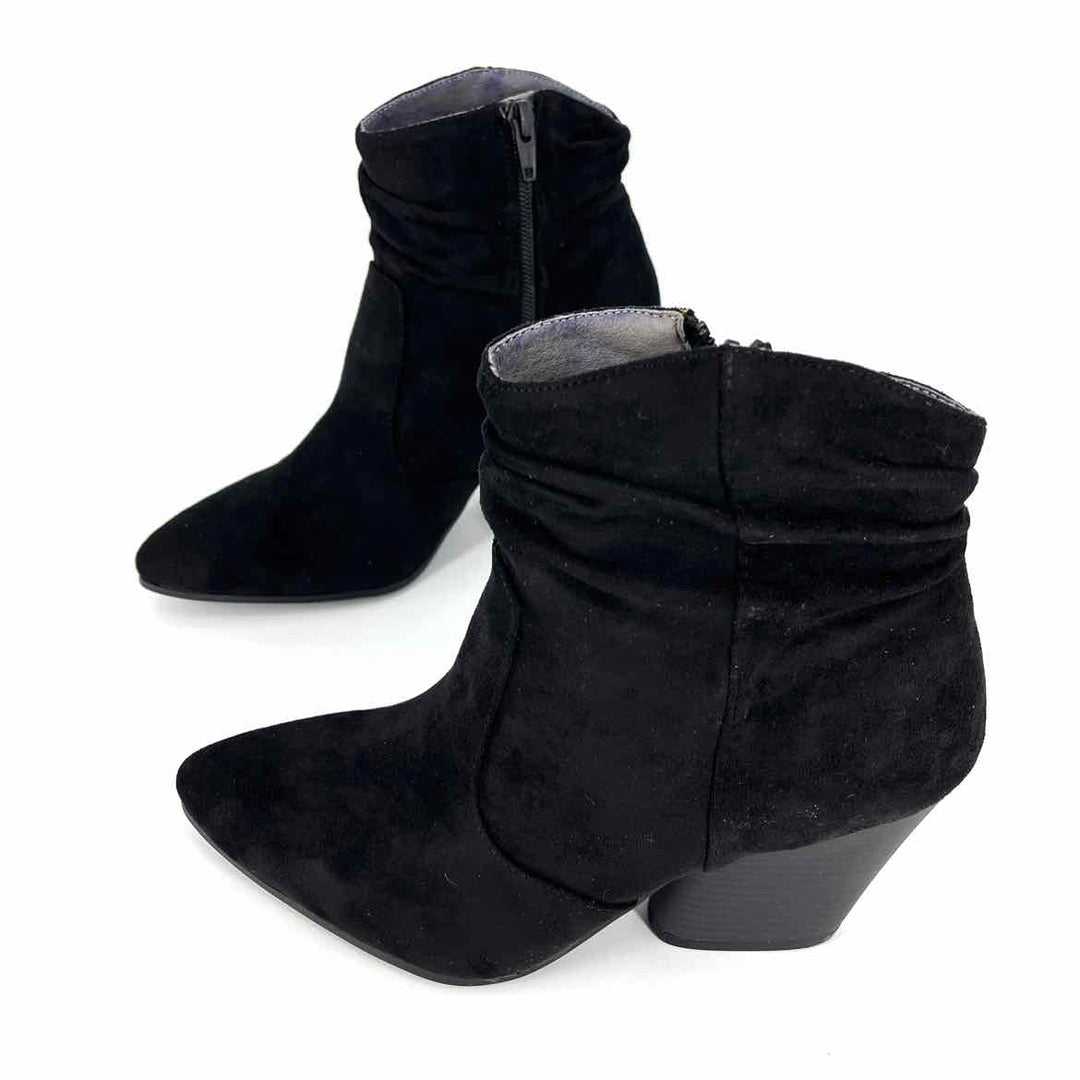 Shoe Size 7 Black Boots