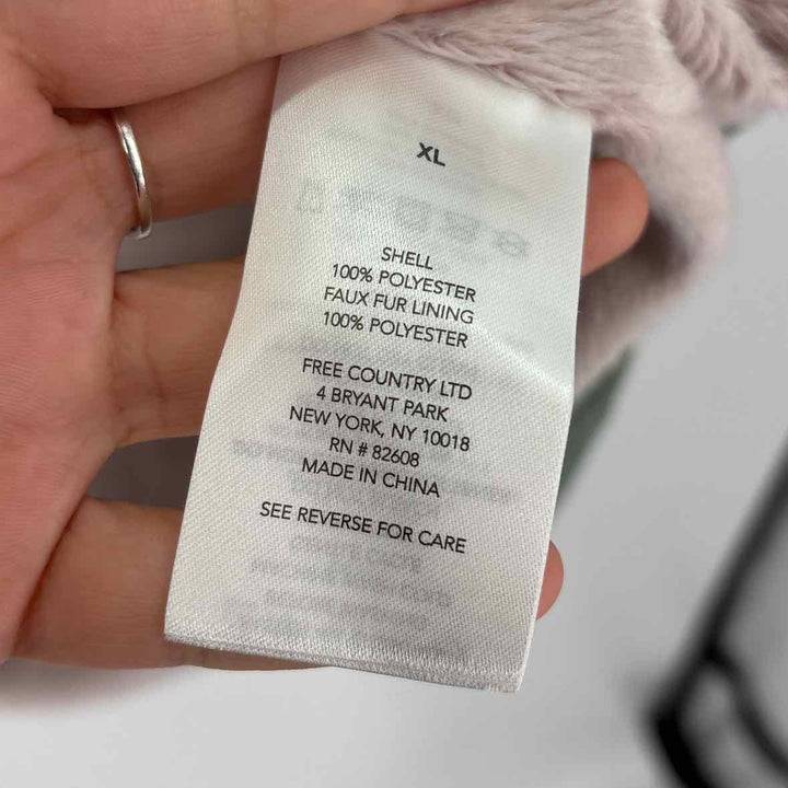 Size XL FREE COUNTRY Sage Nylon Jacket