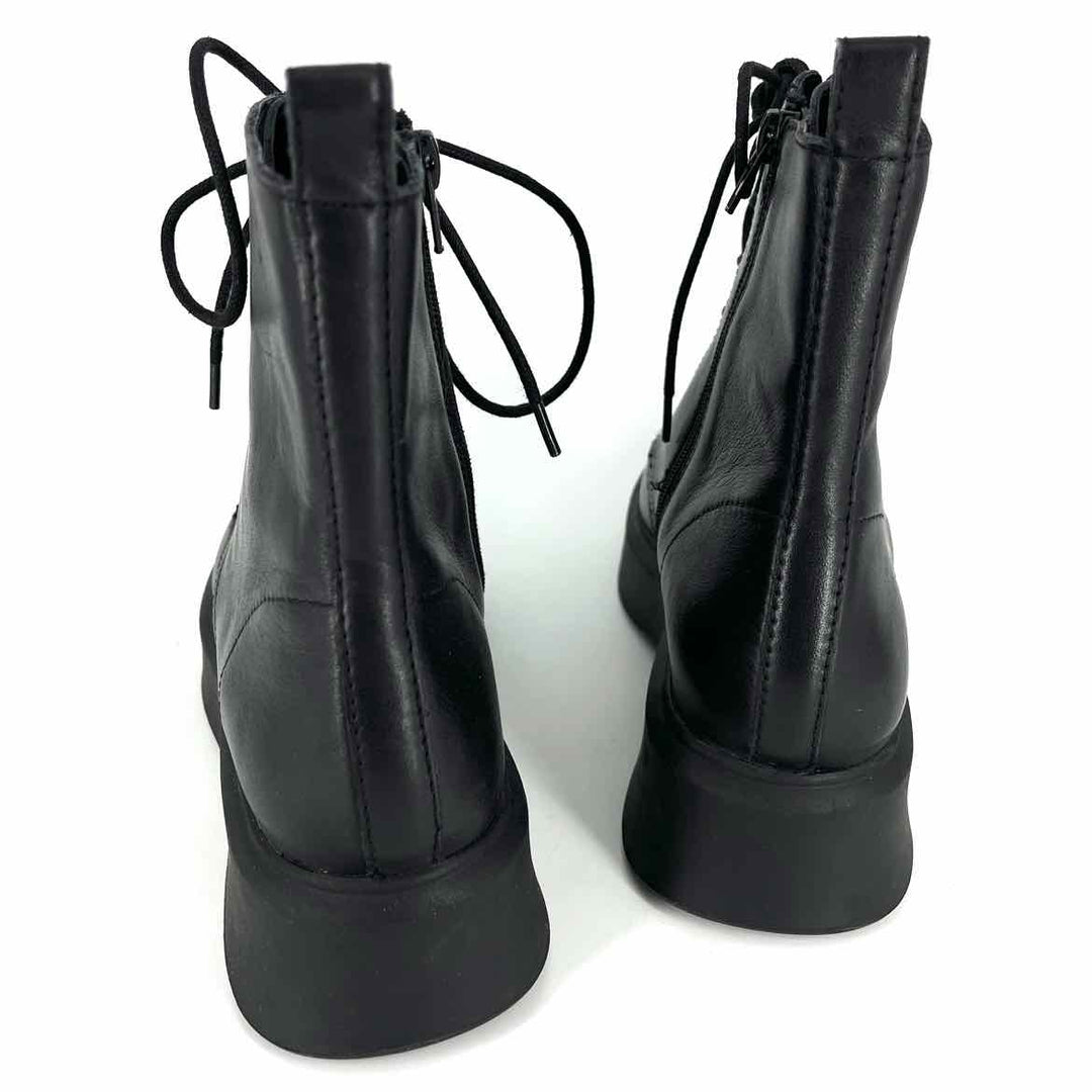 Shoe Size 9.5 Steve Madden Black Leather Boots