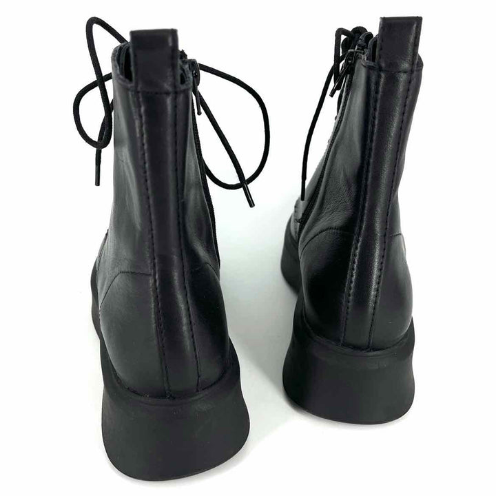 Shoe Size 9.5 Steve Madden Black Leather Boots